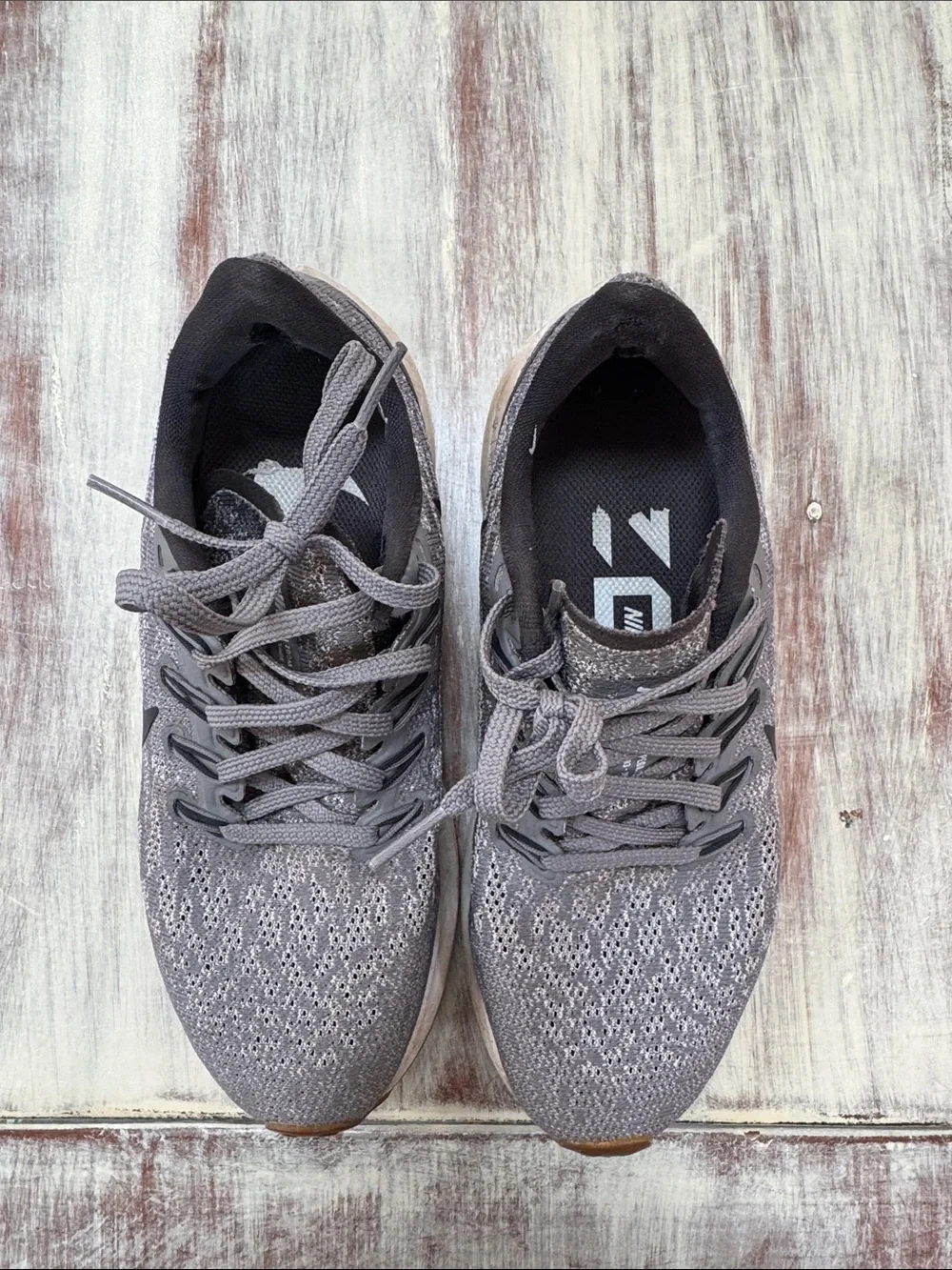 Nike Women’s Gray Knit Running Shoes with Black Swoosh